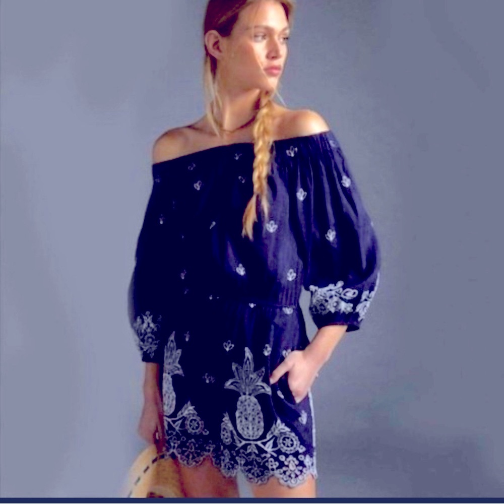 FARM Rio | Jackie Embroidered Navy Romper Medium